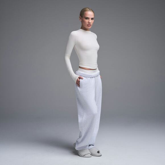 SKIMS COTTON JERSEY LONG SLEEVE T-SHIRT Marble - XS - Picture 3 of 6